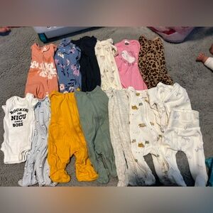 Preemie clothes